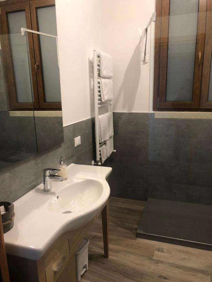 Relax & Emozioni Rooms Valeggio sul Mincio Luaran gambar