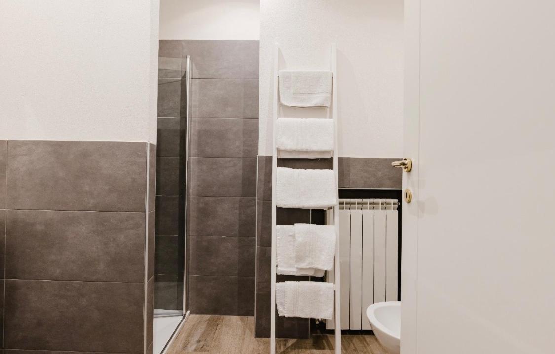 Relax & Emozioni Rooms Valeggio sul Mincio Luaran gambar